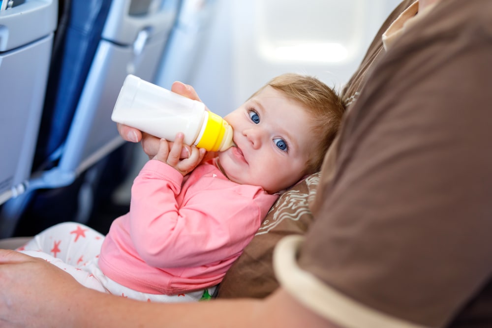 How do you Prepare Milk Bottles for Babies During Travel?